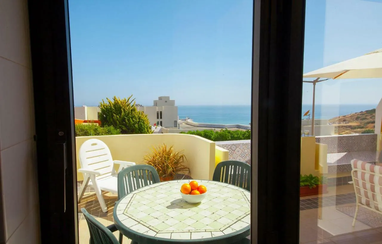 A08 - Magnolia Sea View Apartment Lagos