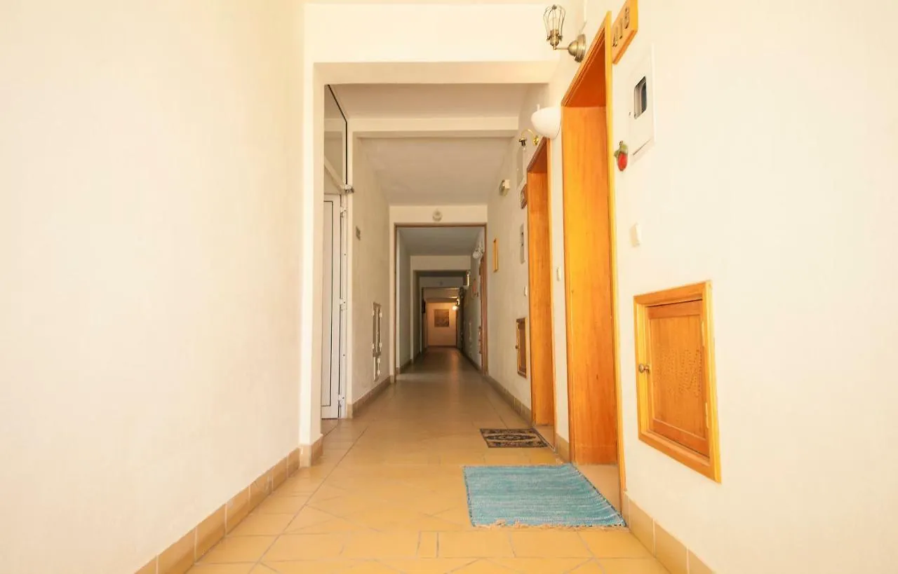 A08 - Magnolia Sea View Apartment Lagos