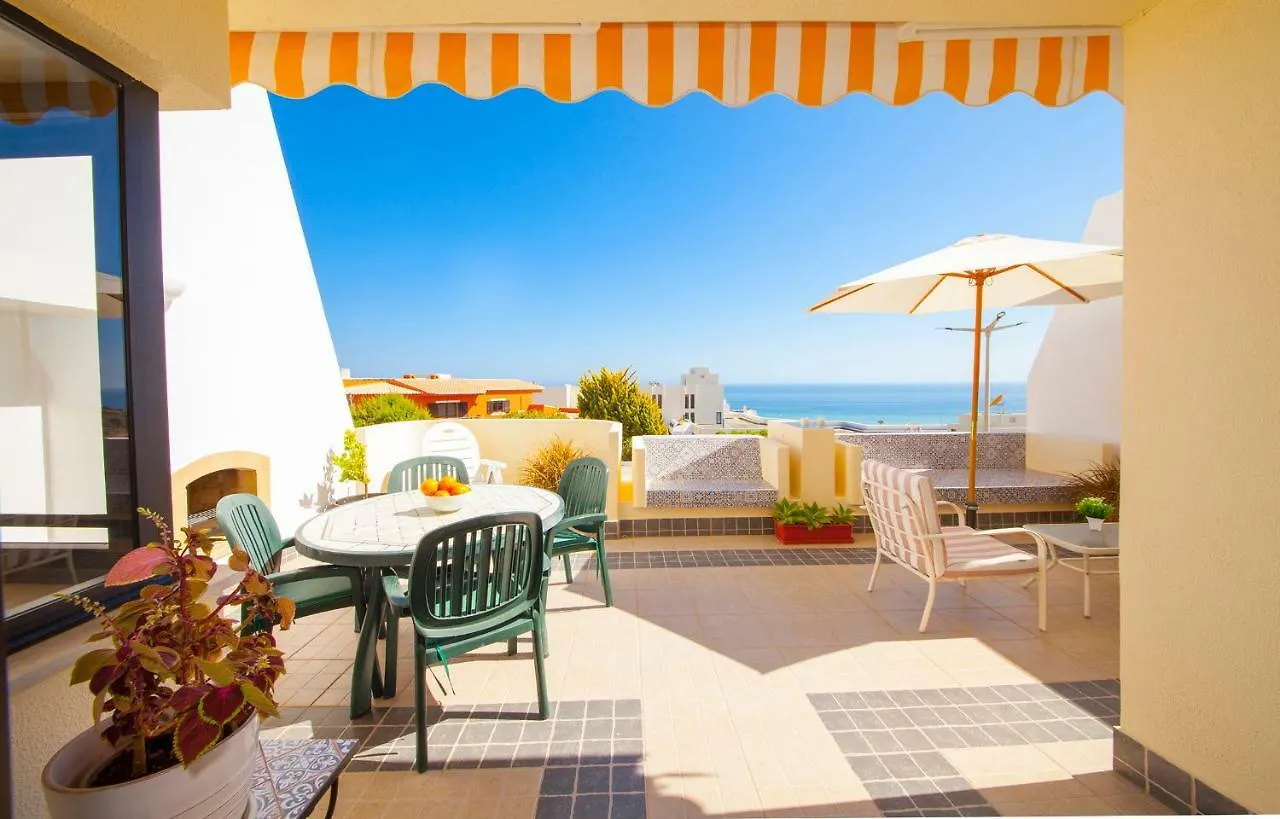 A08 - Magnolia Sea View Apartment Lagos