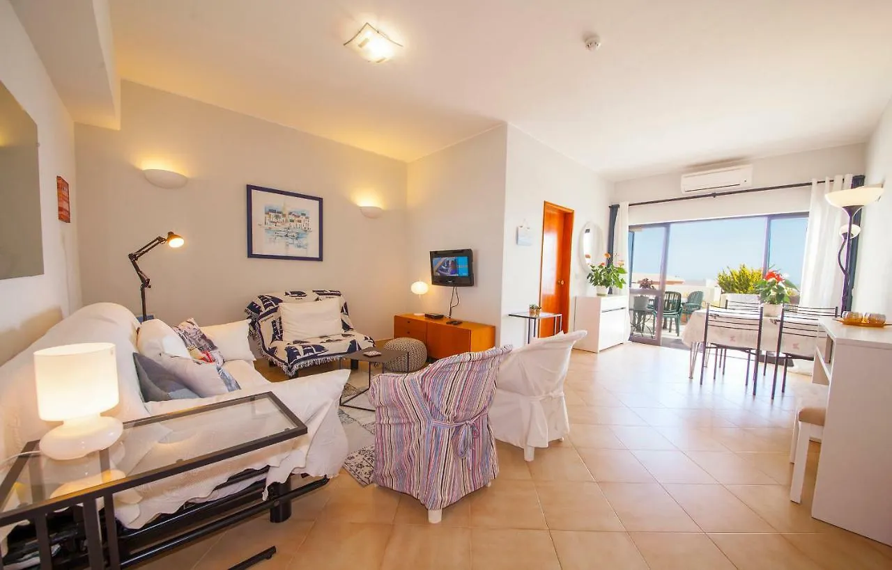 A08 - Magnolia Sea View Apartment Lagos